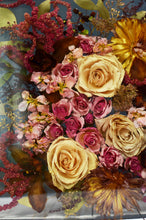Load image into Gallery viewer, Custom Floral Resin Slabs - Bridal Bouquets, Memorial Flowers, dried flower preservation