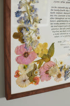 Load image into Gallery viewer, Natural Oak Wooden Square Frame 20" x 20" Custom Floral Preservation