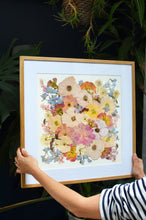 Load image into Gallery viewer, Natural Oak Wooden Square Frame 20" x 20" Custom Floral Preservation