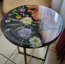 Load image into Gallery viewer, 24" round resin side table/ tray Custom Floral Preservation
