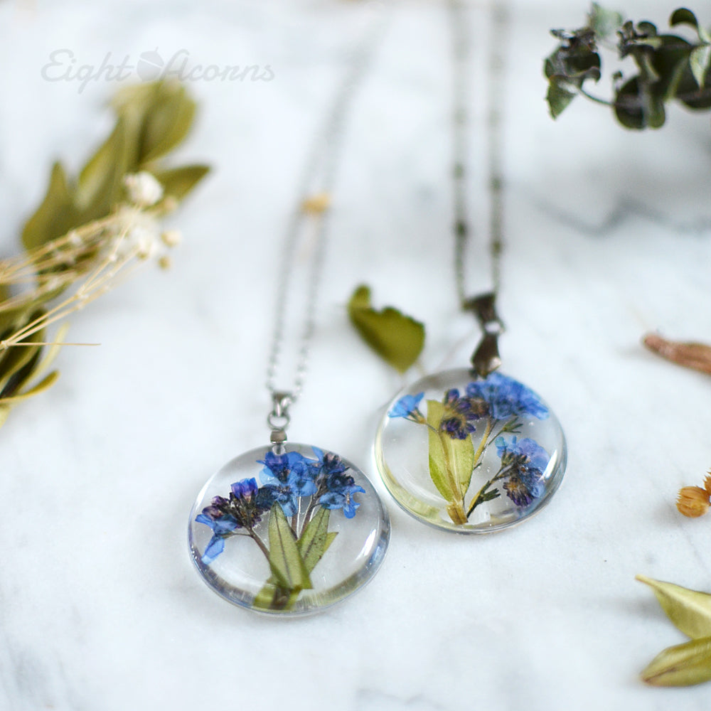 Terrarium Moss necklace – Eight Acorns Floral Preservation