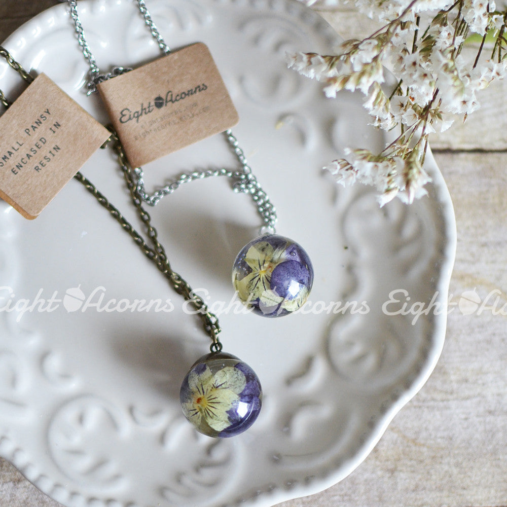 Real flower necklace, pansy viola resin jewelry - pressed flower jewel –  Eight Acorns Floral Preservation