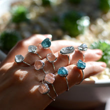 Load image into Gallery viewer, Neon Pacific Blue Apatite silver ring - Raw unpolished gemstone