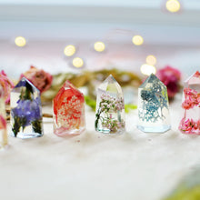 Load image into Gallery viewer, Handmade mini floral crystal - set of 6 psc