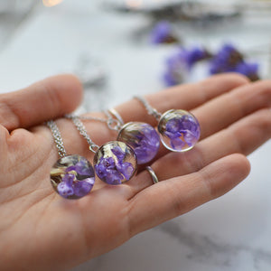 Purple limonium flower necklace, 2 cm sphere