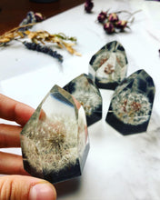 Load image into Gallery viewer, Whole dandelion clock crystal