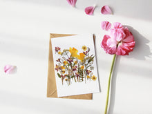 Load image into Gallery viewer, Yellow Daffodils - Pressed flower collection card