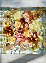 Load image into Gallery viewer, Custom Floral Resin Slabs - Bridal Bouquets, Memorial Flowers, dried flower preservation