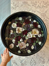 Load image into Gallery viewer, 24" round resin side coffee table/ tray - Custom Floral Preservation
