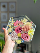 Load image into Gallery viewer, Custom Floral Resin Slabs - Bridal Bouquets, Memorial Flowers, dried flower preservation