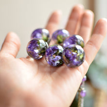 Load image into Gallery viewer, purple Sea Lavender necklace