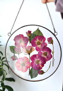 Round pressed flower wall hanging - Red ROSE