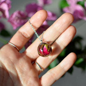 Real Rosebud 2 cm sphere pendant