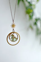 Load image into Gallery viewer, RICEFLOWER circle brass necklace