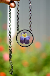 botanical necklace - Pressed Pansy/Viola