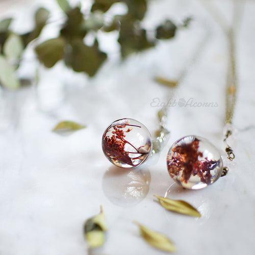 Floral keepsake necklace
