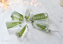 Load image into Gallery viewer, Handmade Mini Fern Crystal - set of 6 psc
