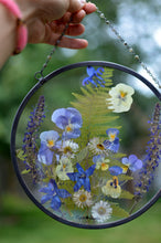 Load image into Gallery viewer, Round pressed flower wall hanging - Wildflowers