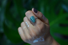 Load image into Gallery viewer, Green Aventurine silver ring