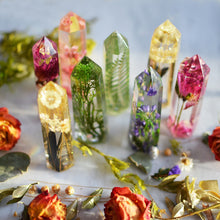 Load image into Gallery viewer, Resin crystal, pressed flower terrarium