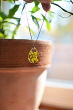 Load image into Gallery viewer, Yellow Queen Anne&#39;s Lace Teardrop Brass Pendant