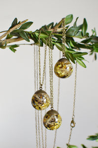 (Wholesale) Lichen moss sphere necklace, 25" bronze