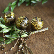 Load image into Gallery viewer, Lichen moss sphere necklace