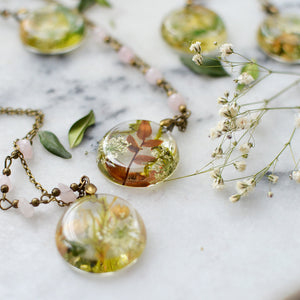 Terrarium Moss necklace