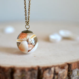 Seashell necklace / Handmade jewelry