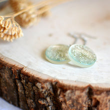 Load image into Gallery viewer, Queen Anne&#39;s Lace earrings