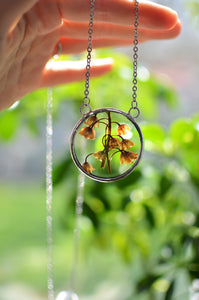 Eternal Summer botanical necklace - Pressed Lilly of the valley